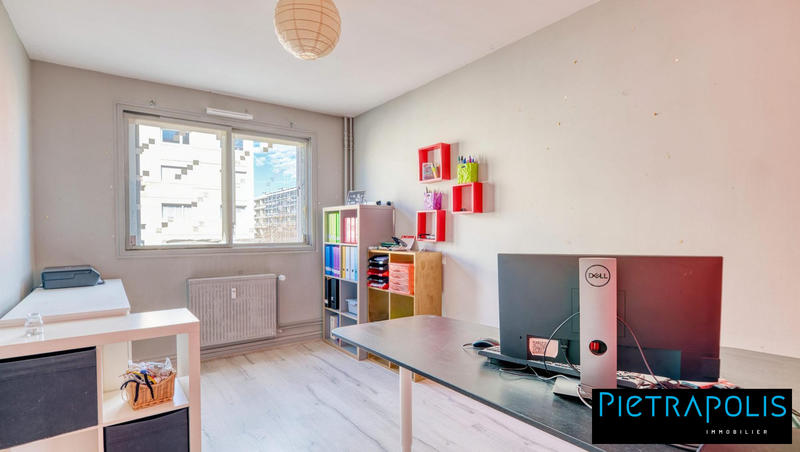 Appartement - 107 m² - 4 pièces