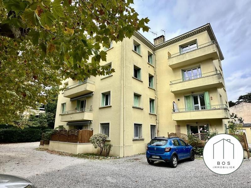 Appartement - 64 m² - 3 pièces
