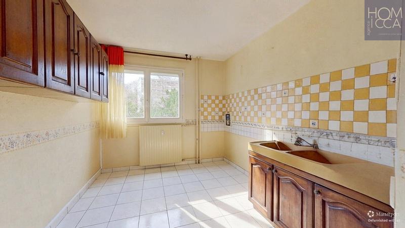 Appartement - 98 m² - 5 pièces