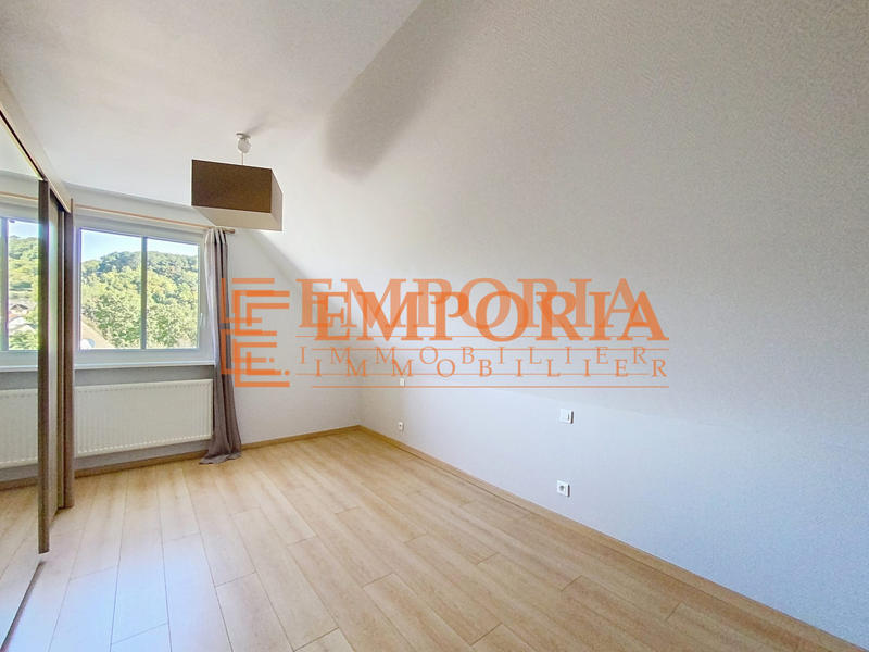 Appartement - 108 m² - 6 pièces