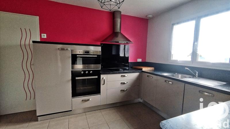 Maison - 111 m² - 6 pièces