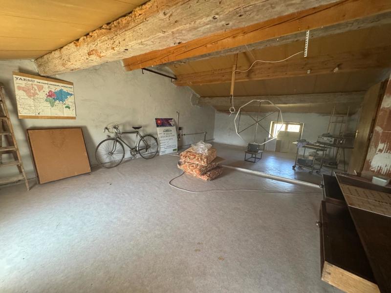 Maison - 184 m² - 7 pièces