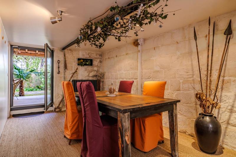 Maison - 205 m² - 8 pièces