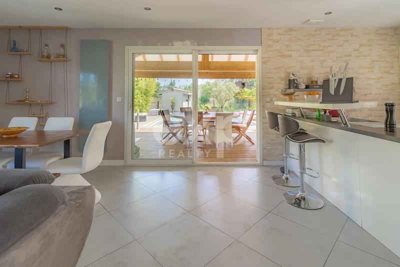 Maison - 112 m² - 5 pièces