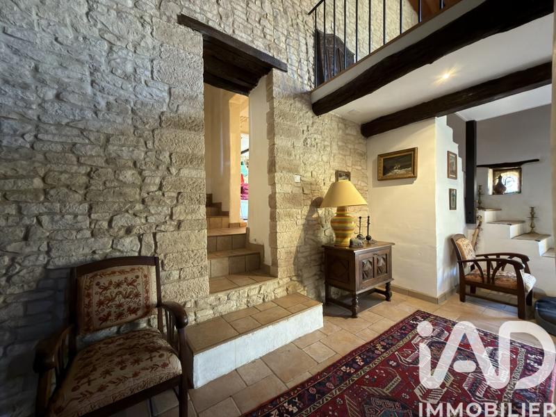 Maison - 180 m² - 5 pièces