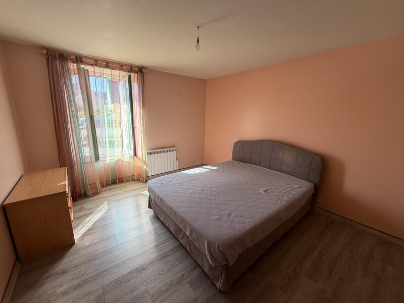 Maison traditionnelle - 183 m² - 5 pièces