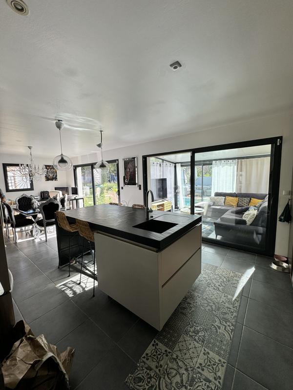 Maison traditionnelle - 100 m² - 3 pièces