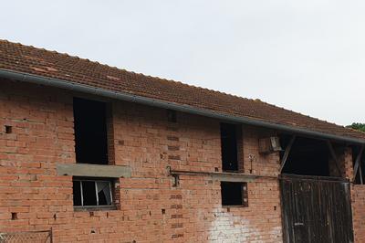 Maison - 110 m² - 2 pièces