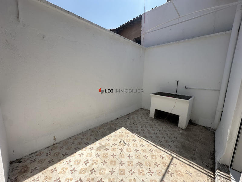 Immeuble - 147 m² - 6 pièces