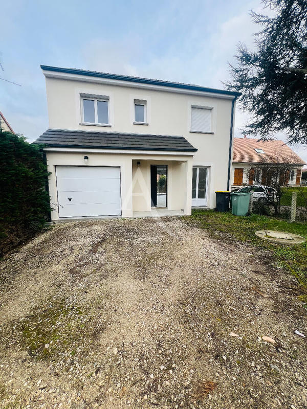 Maison - 102 m² - 5 pièces