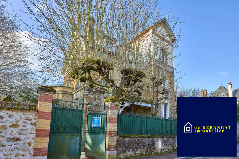 Maison ancienne - 179 m² - 10 pièces