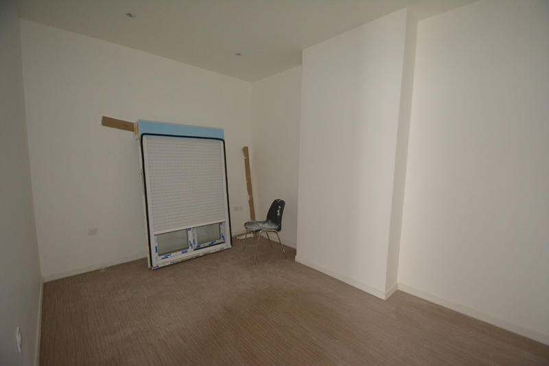 Maison - 320 m² - 16 pièces