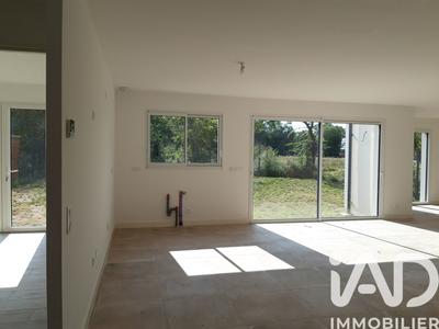 Maison - 122 m² - 5 pièces