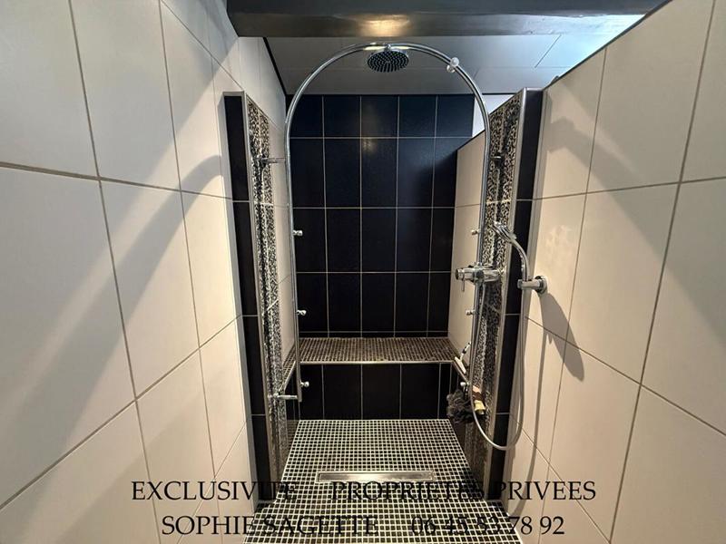 Maison - 158 m² - 6 pièces