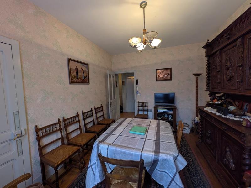 Maison - 80 m² - 5 pièces