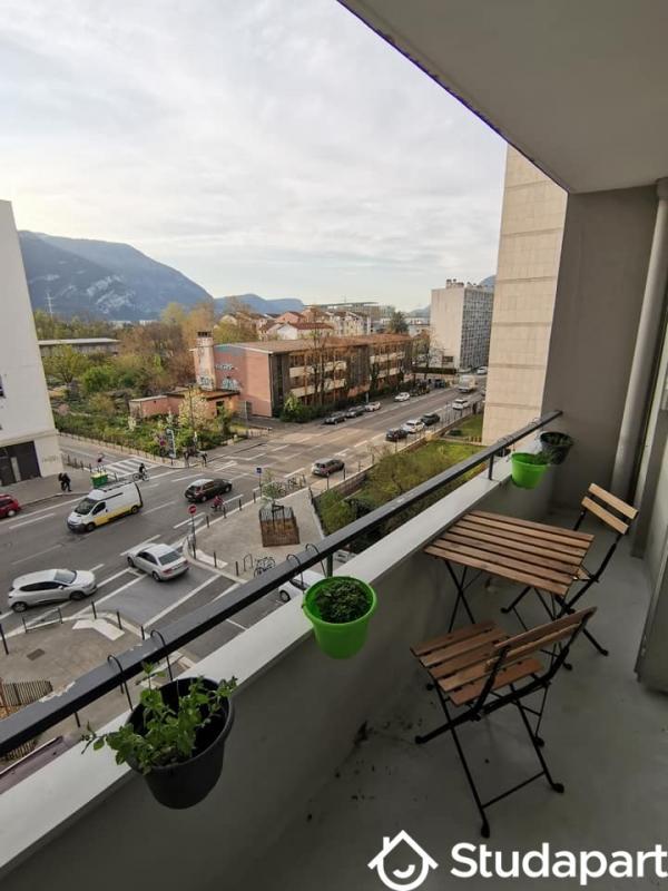 Chambre - 10 m² - 1 pièce