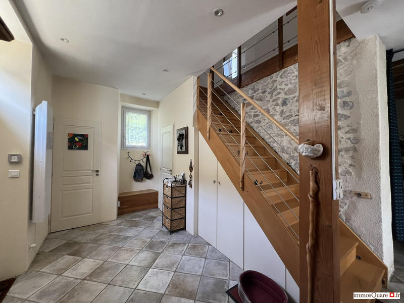 Maison - 200 m² - 6 pièces