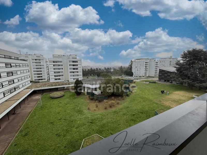 Appartement - 65 m² - 4 pièces