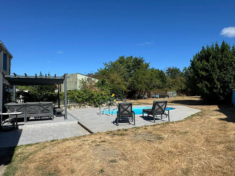 Maison - 209 m² - 10 pièces