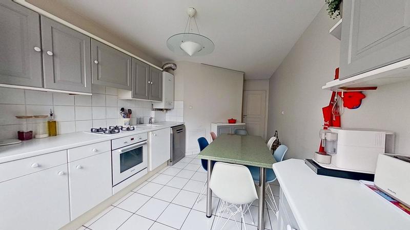 Appartement - 110 m² - 5 pièces