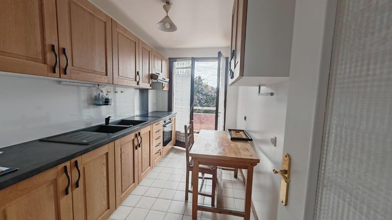 Appartement - 77 m² - 4 pièces