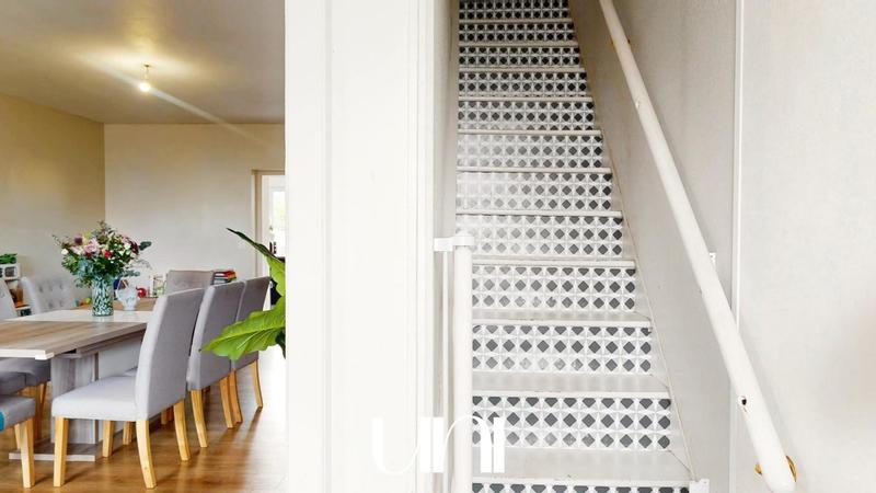 Maison - 98 m² - 3 pièces