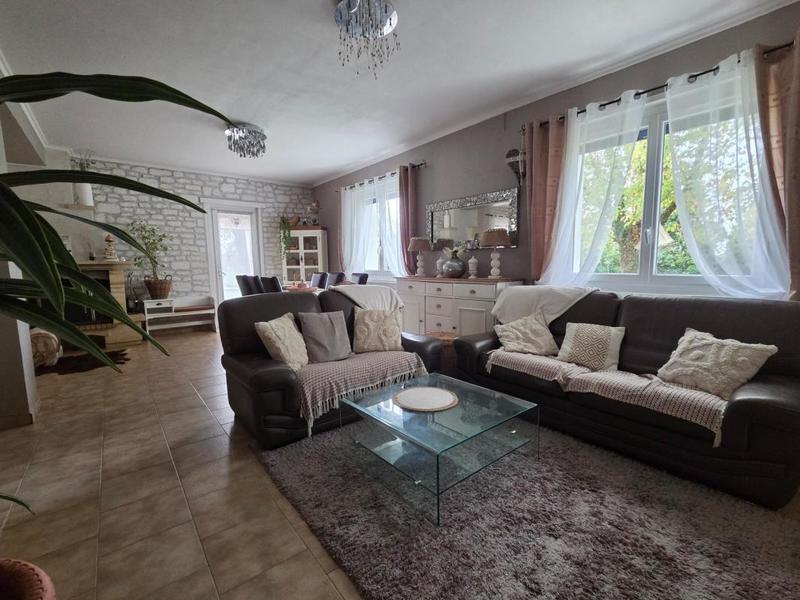 Maison - 165 m² - 6 pièces