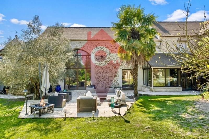 Propriété - 399 m² - 13 pièces