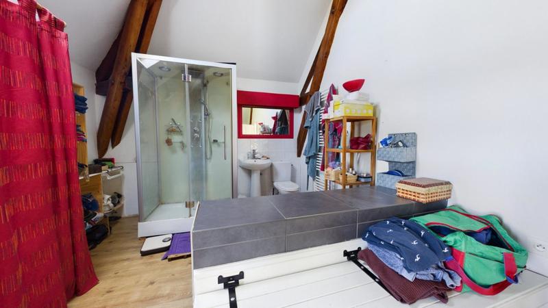 Maison - 138 m² - 5 pièces