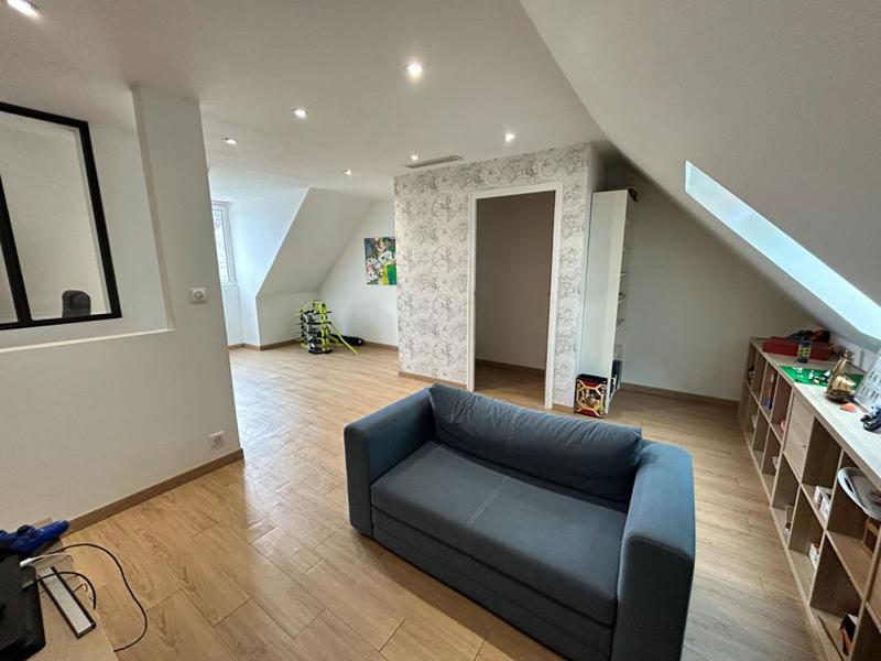 Maison - 150 m² - 6 pièces