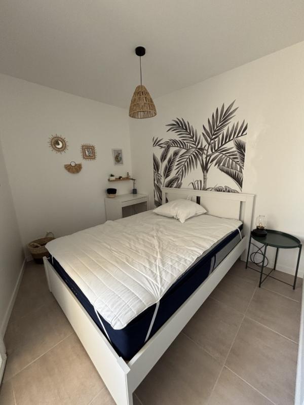 Chambre - 9 m² - 1 pièce