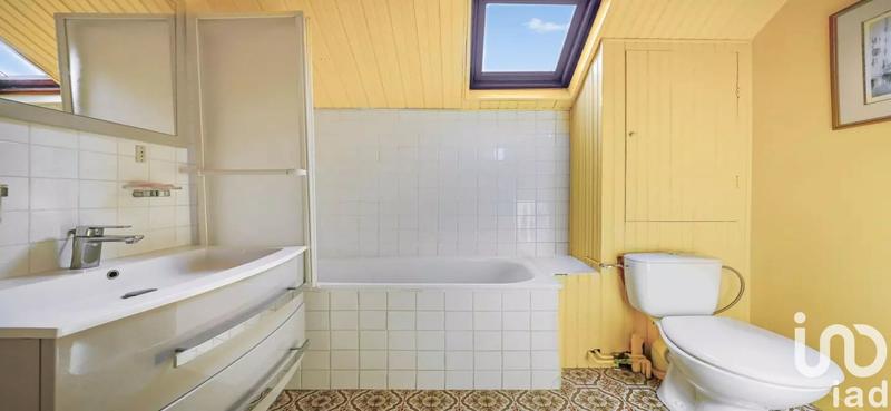 Maison - 200 m² - 7 pièces