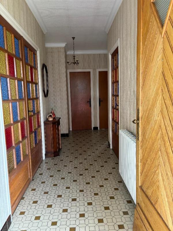 Maison - 127 m² - 7 pièces