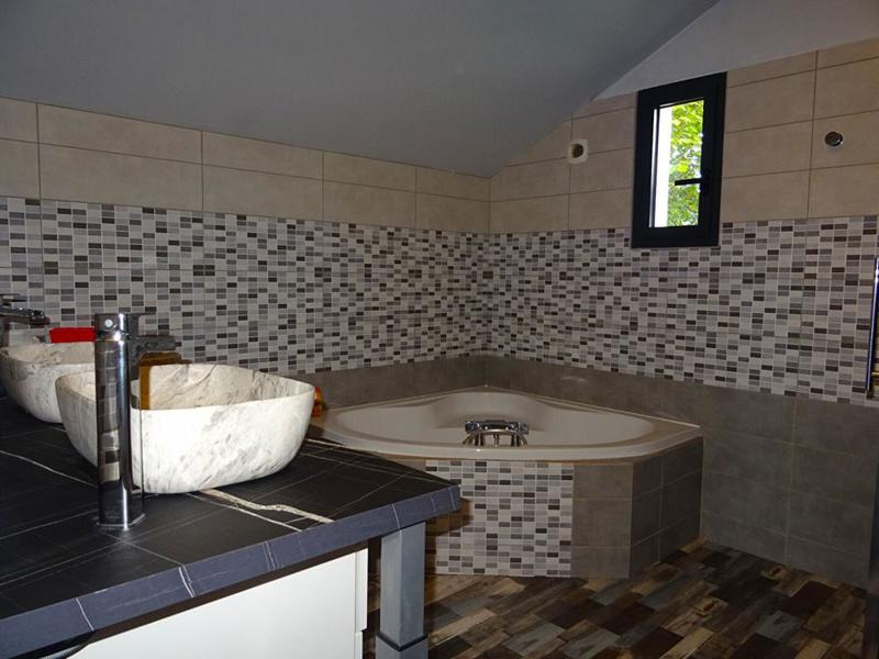 Maison - 309 m² - 8 pièces