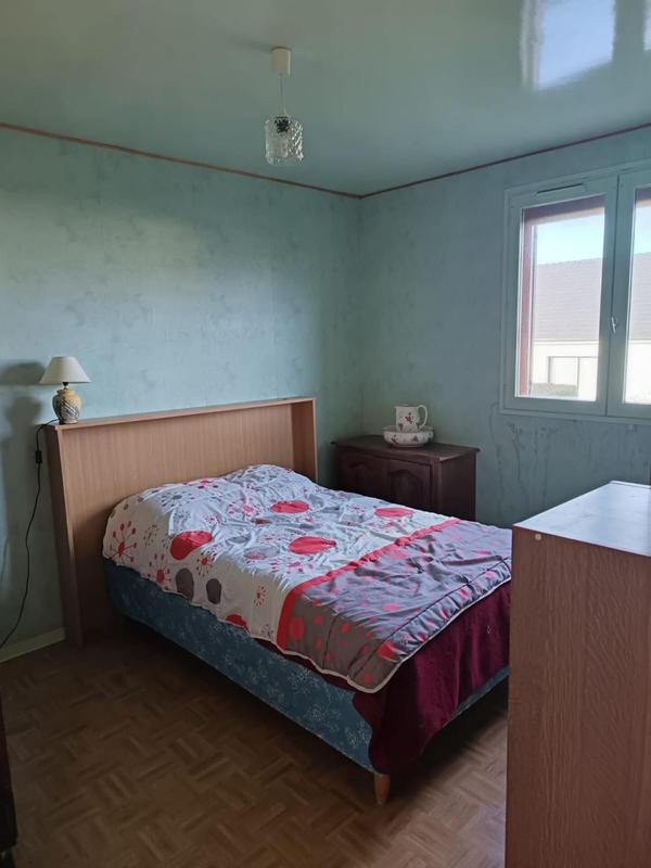 Maison - 90 m² - 5 pièces