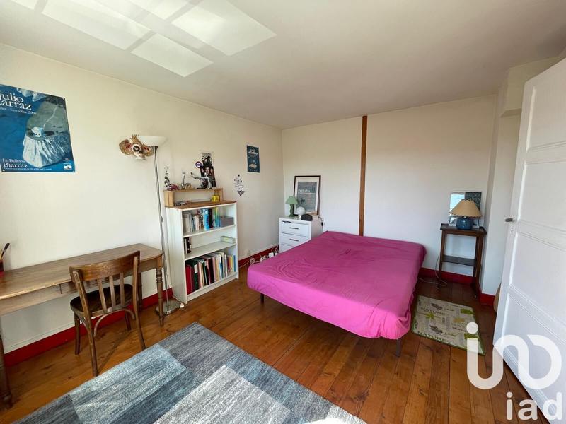 Maison - 188 m² - 8 pièces