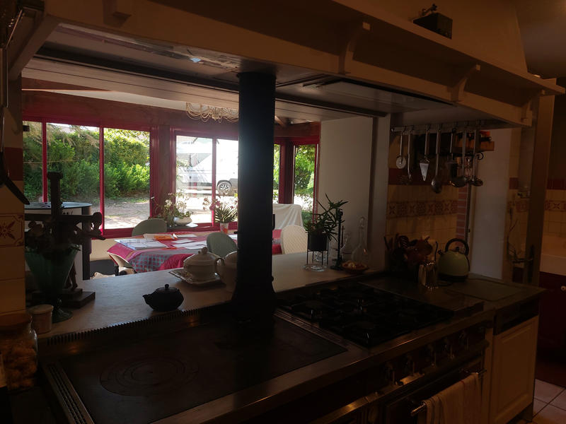 Maison - 240 m² - 7 pièces