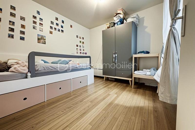 Maison - 83 m² - 6 pièces