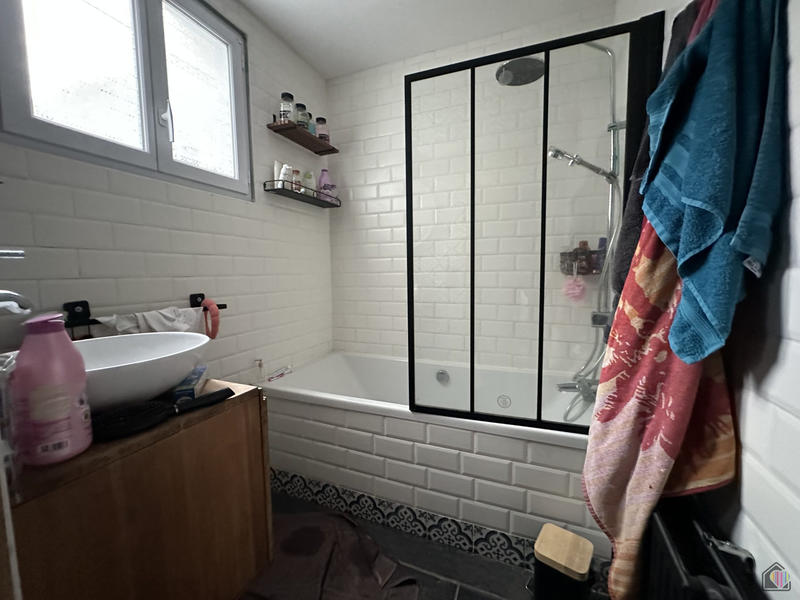 Appartement - 126 m² - 6 pièces