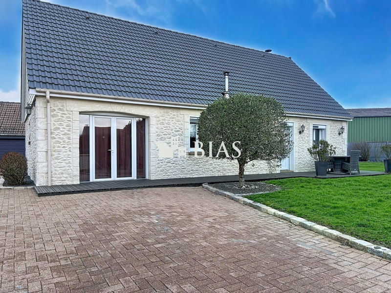Maison - 135 m² - 6 pièces