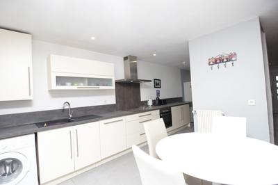 Maison de ville - 99 m² - 5 pièces