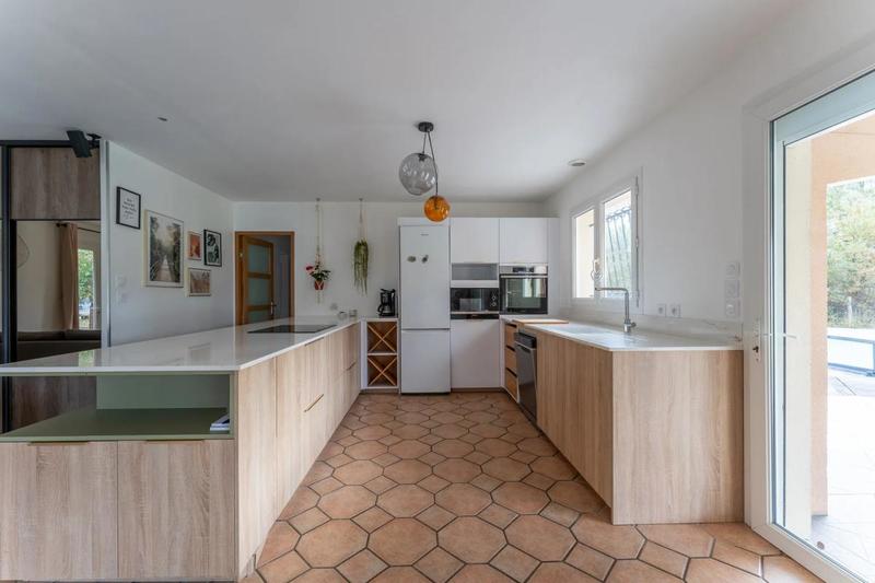 Maison - 100 m² - 4 pièces