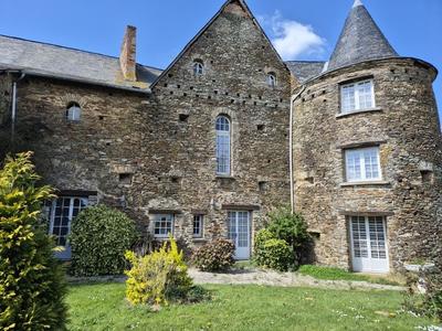 Maison - 183 m² - 6 pièces