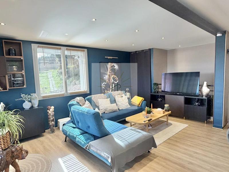 Maison - 130 m² - 6 pièces