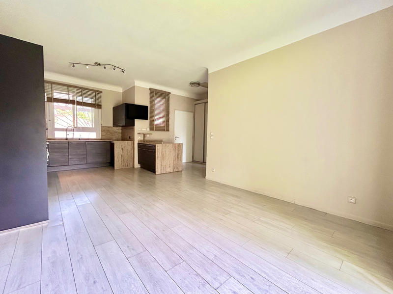 Maison - 79 m² - 4 pièces