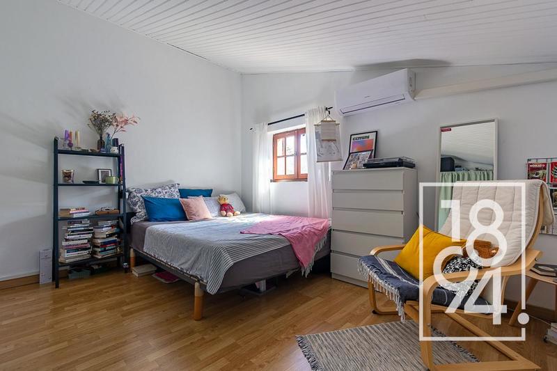 Maison - 147 m² - 6 pièces