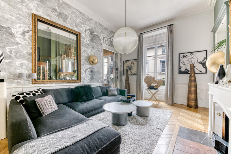 Appartement - 202 m² - 5 pièces