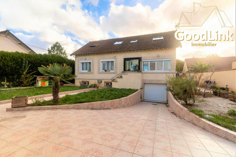 Maison ancienne - 140 m² - 7 pièces