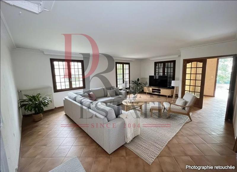 Maison - 153 m² - 6 pièces