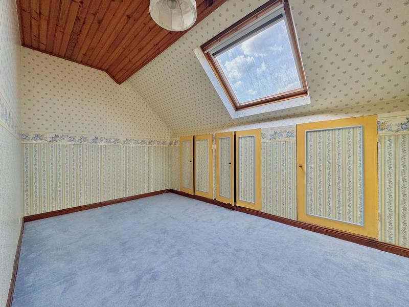 Maison - 158 m² - 7 pièces